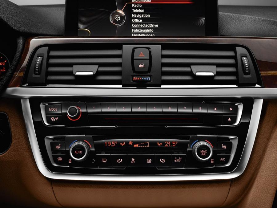  BMW 4-Series Coupe 2014 года  (фото 18 из 111)